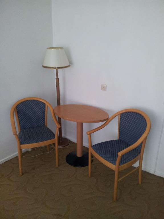 Hotel Keyserlei Antwerpen Zimmer foto